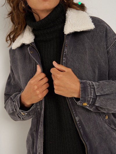 Veste en jeans fourrée...