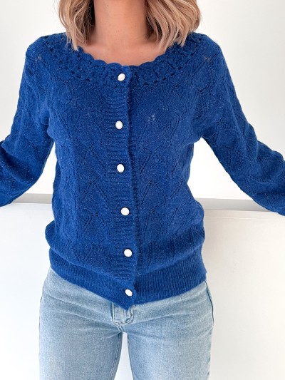 Gilet / Pull col broderie...