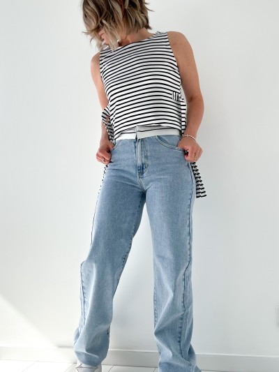 Jeans droit avec détails à...