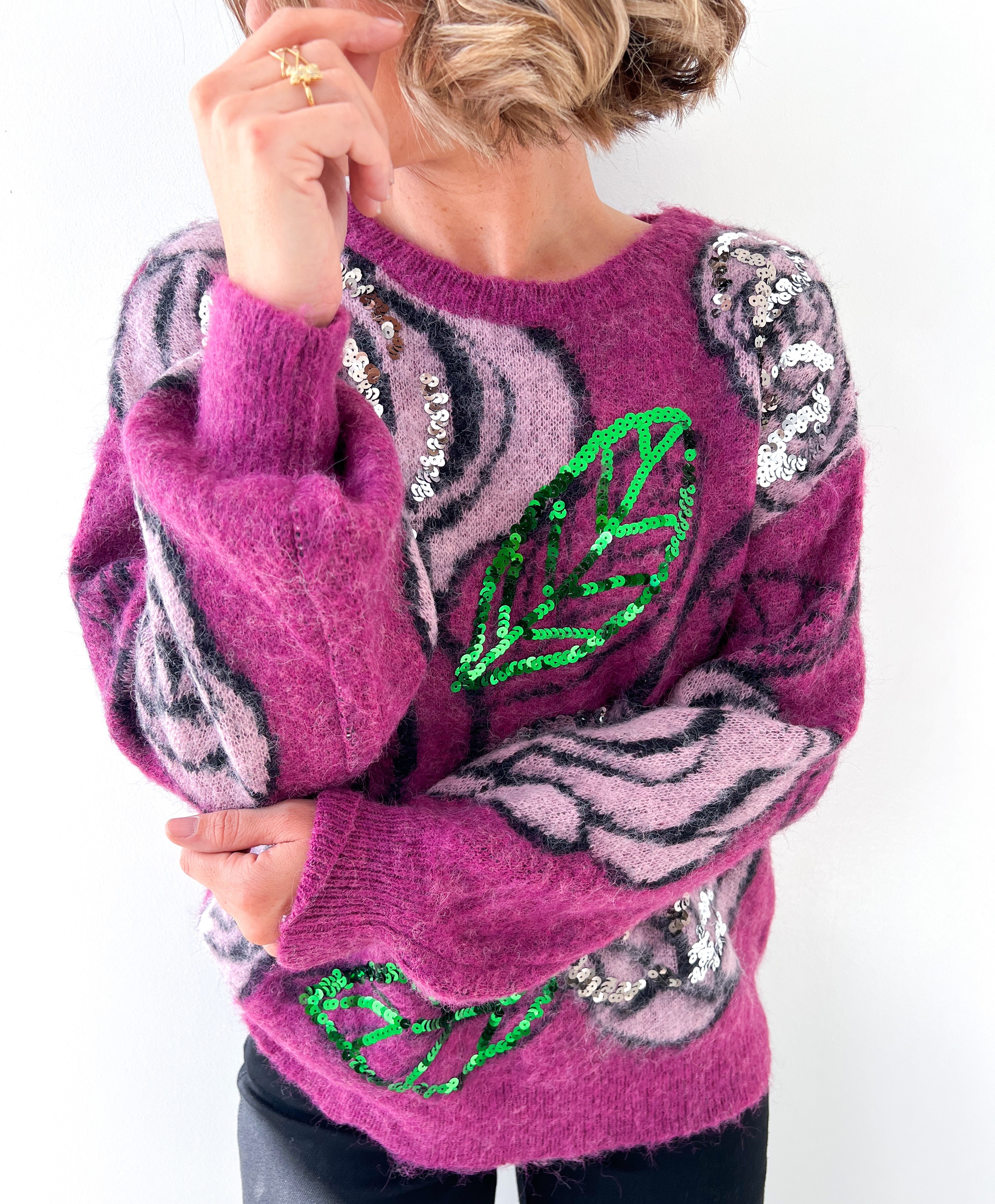 Pull feuilles en sequin