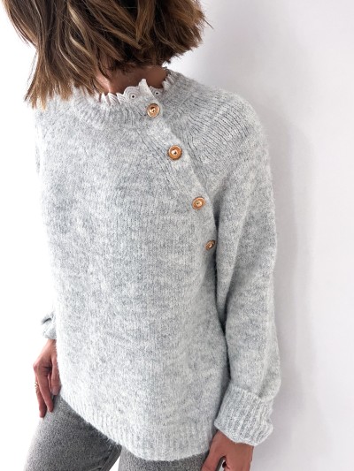 Pull col détails dentelle