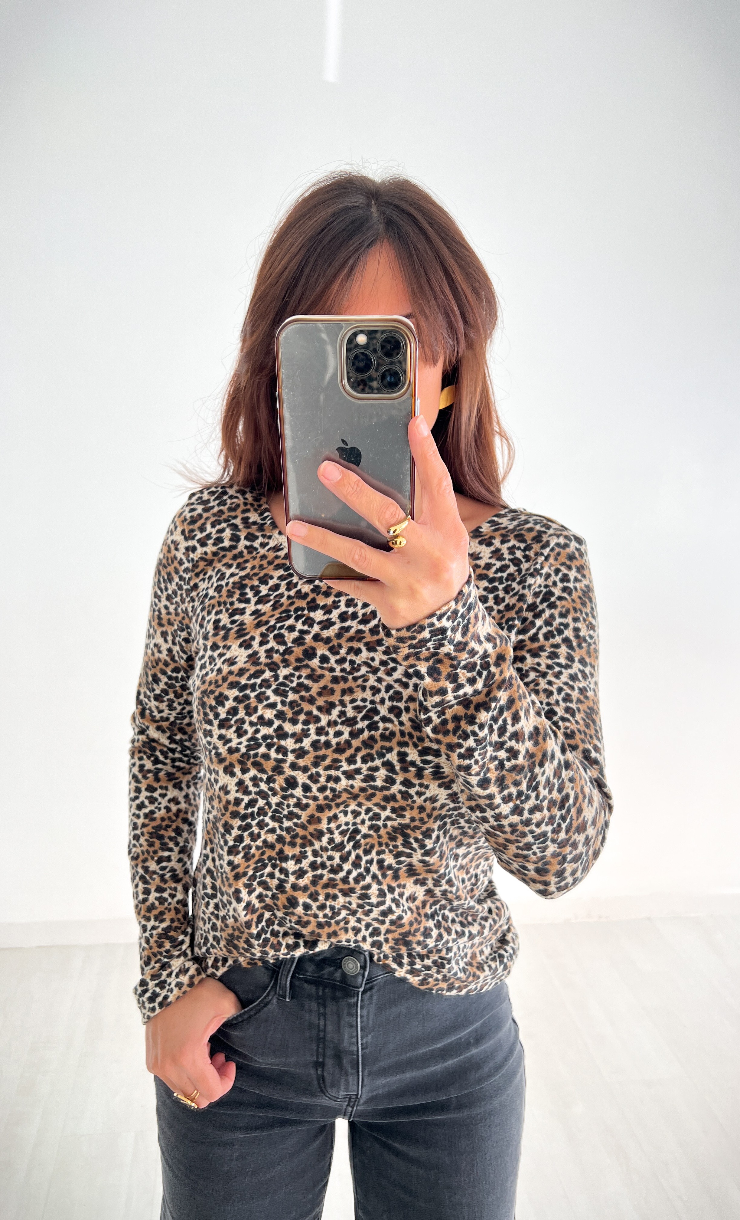 Blouse / Pull  dos nu croisé Léopard