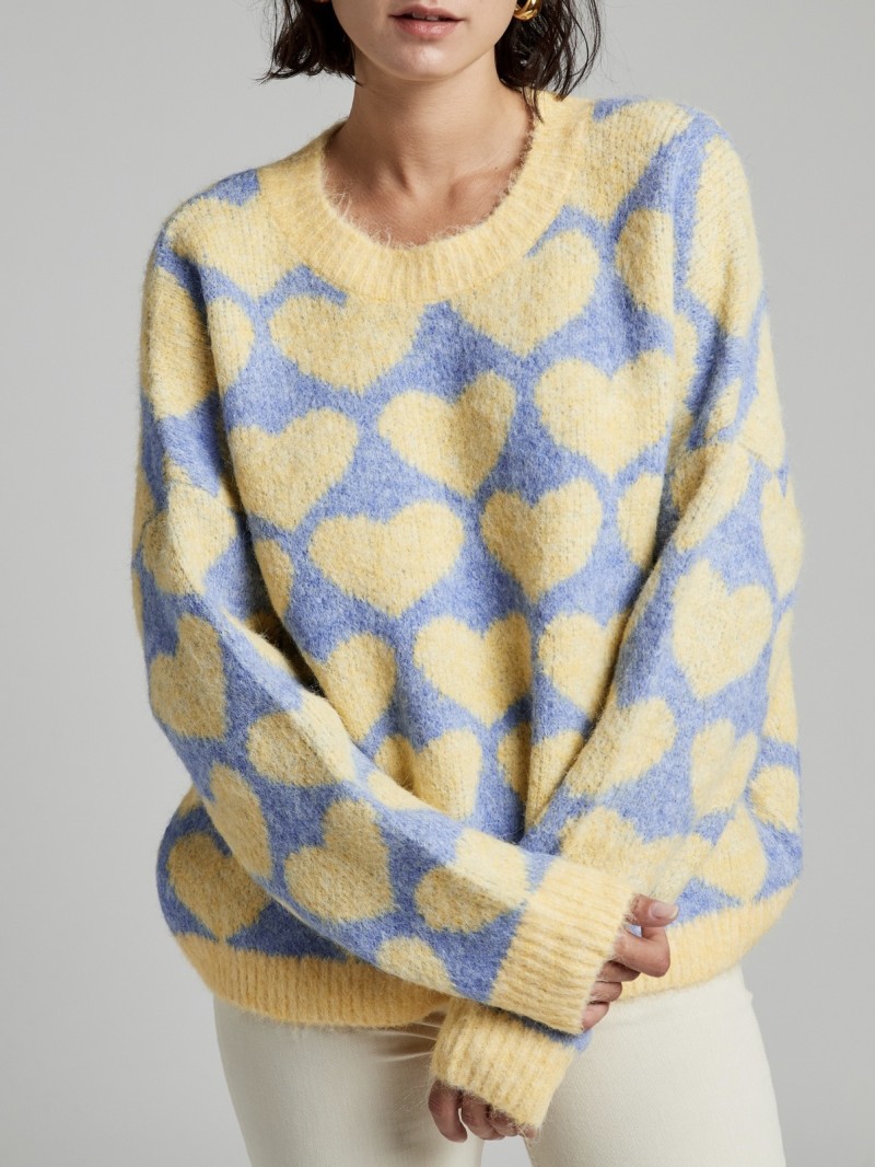 Pull Doux à Motif Cœur Brodé