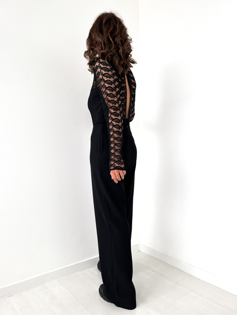 Eleganter Spitzenoverall
