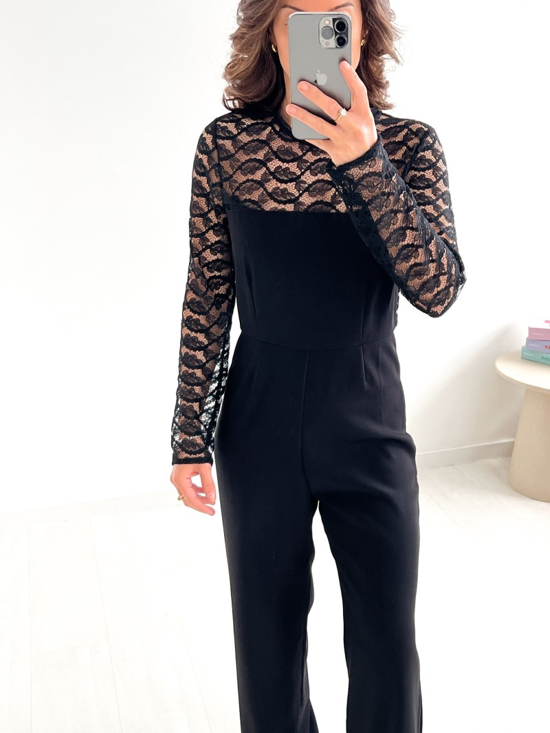 Eleganter Spitzenoverall