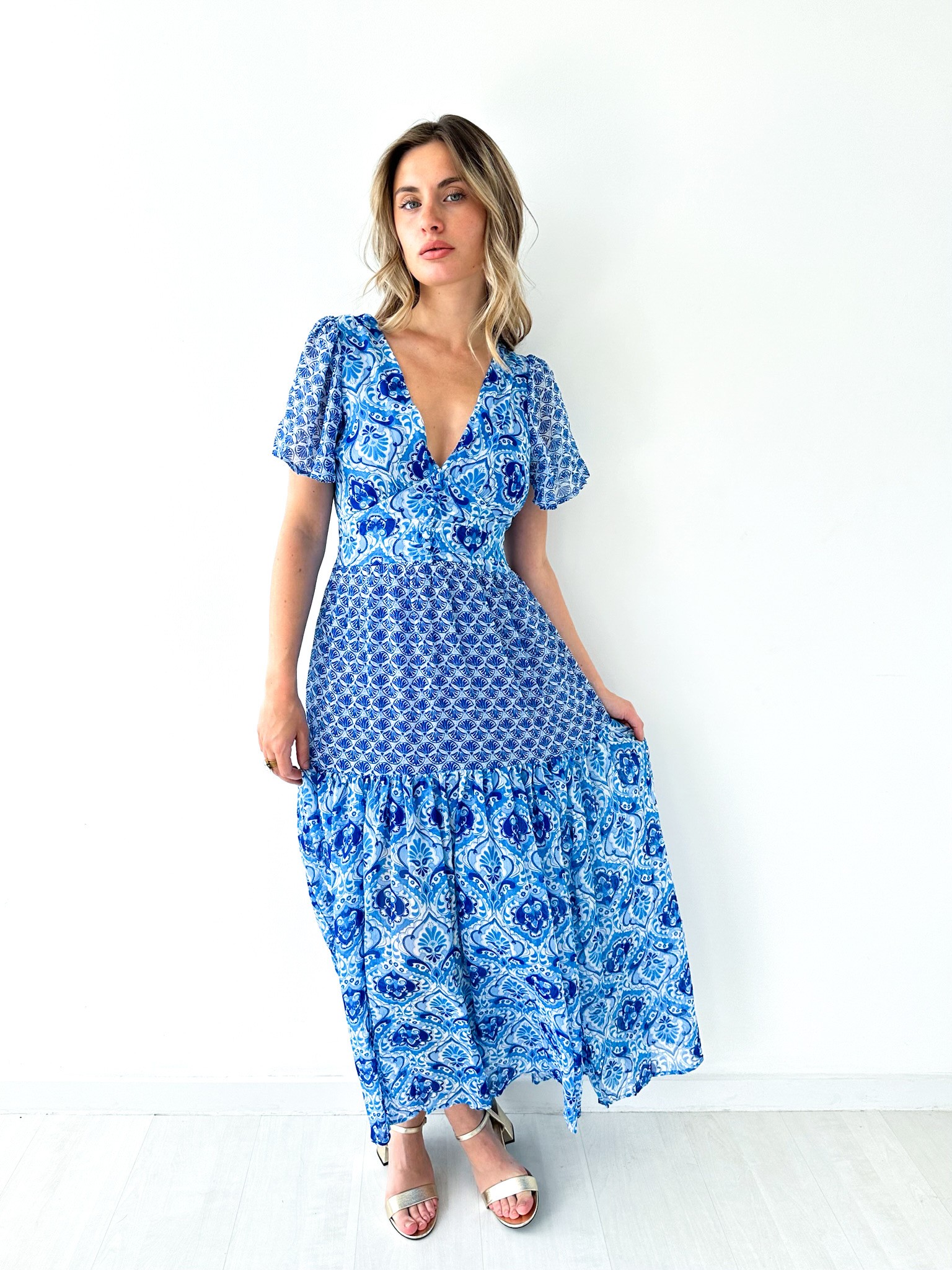 Robe Isabella