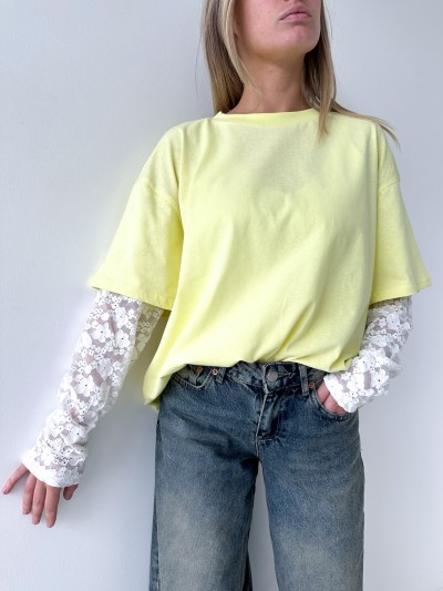 T-shirt Kelly en dentelle...