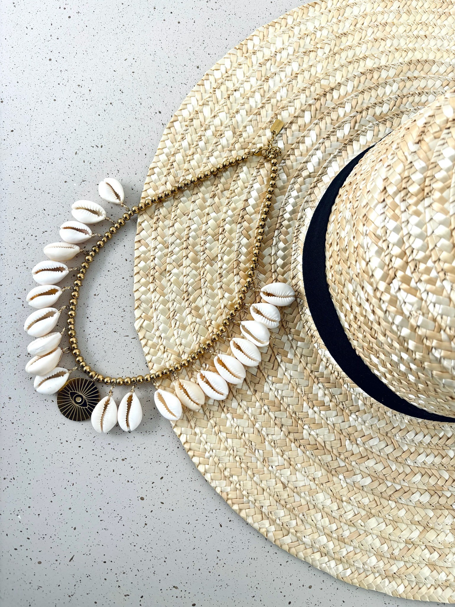 Collier coquillage soleil