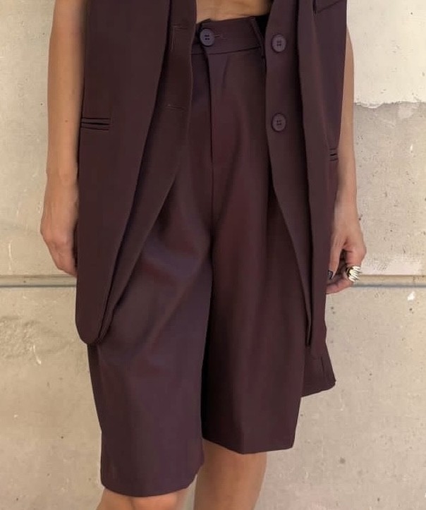 Kurz / Bermuda Noemy