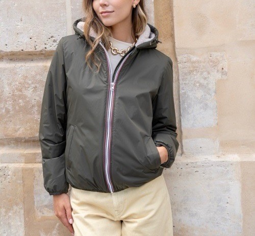 Kurze Regenjacke aus Schafsfell