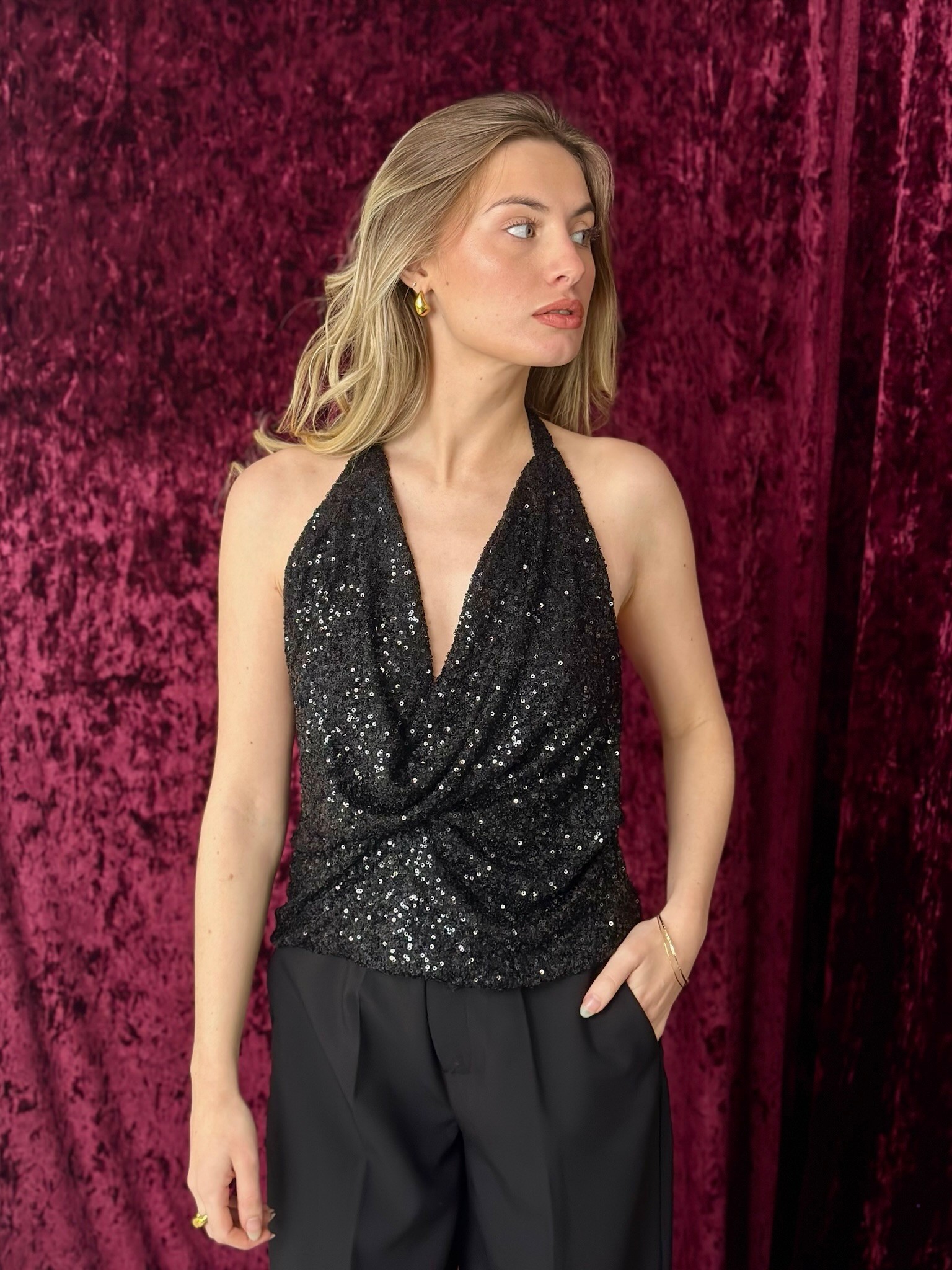 Top Virginie dos nu à sequins