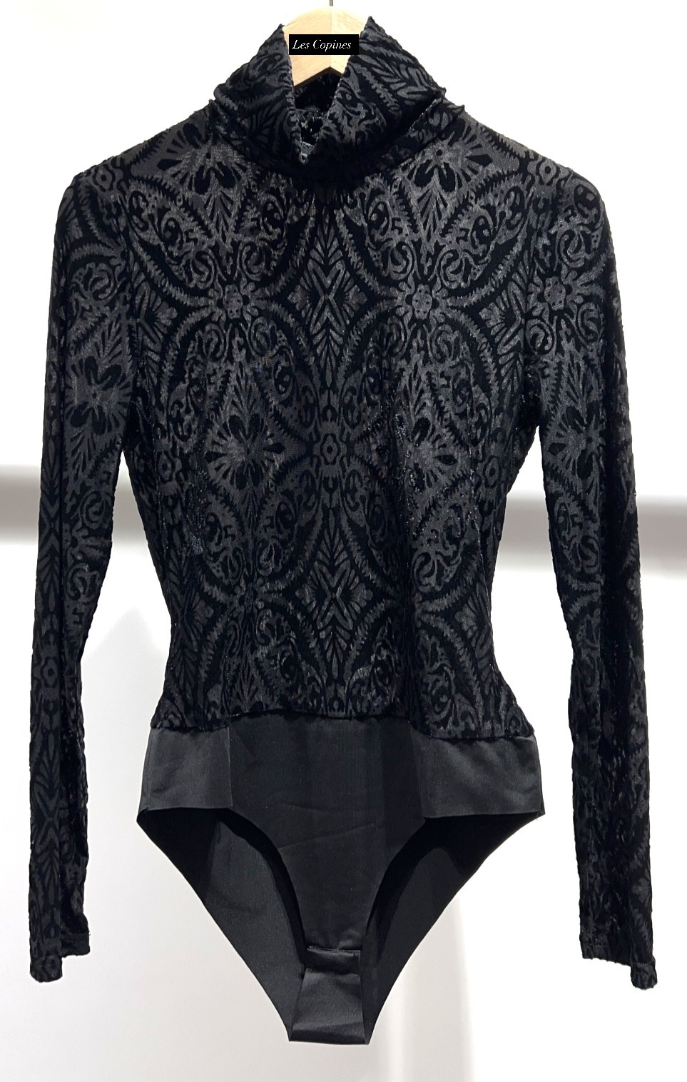 Körper Velours Livia