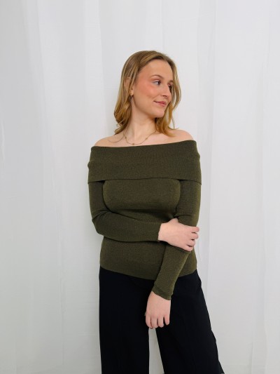 Pull / Blouse tombant sur...