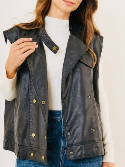 Ärmellose Jacke aus...