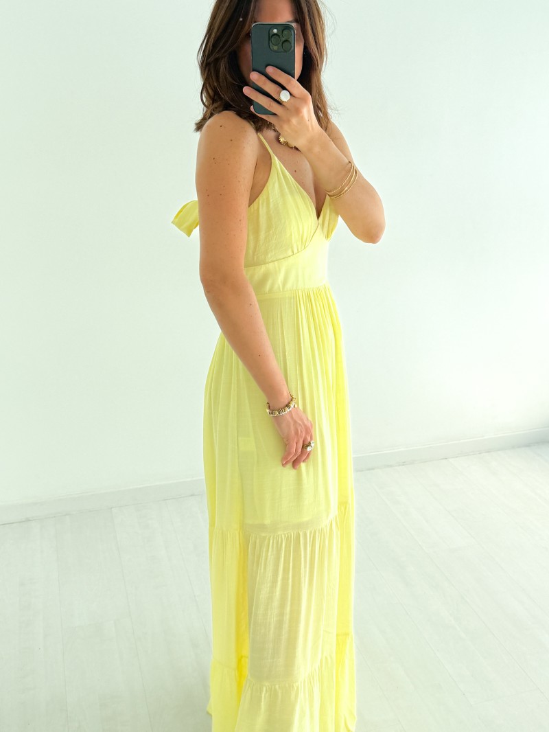 Robe Asya – de elegante bruid