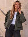 Kurze Regenjacke „Nadine“ mit Taschen