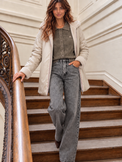 Wendbare, besonders weiche Regenjacke